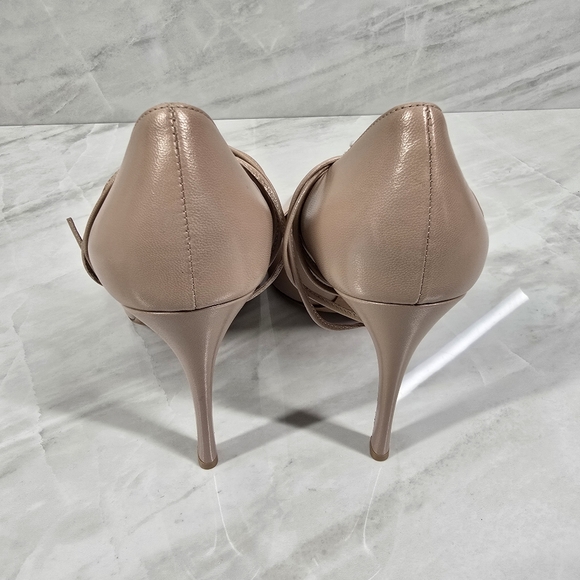 Valentino Garavani Lace Up Heels - Picture 7 of 9